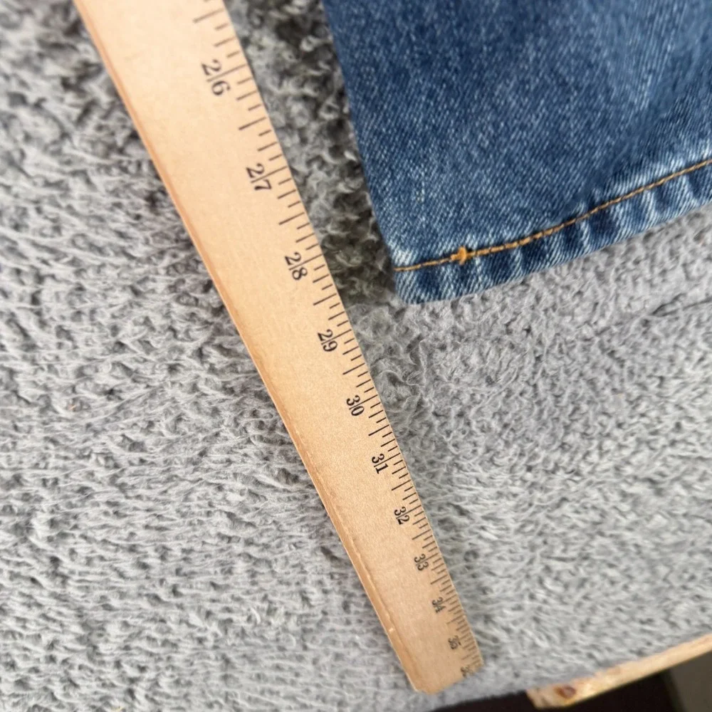 Vintage Levi's 550 Jeans Mens 34x30 Blue Cotton Denim Straight Relaxed Workwear